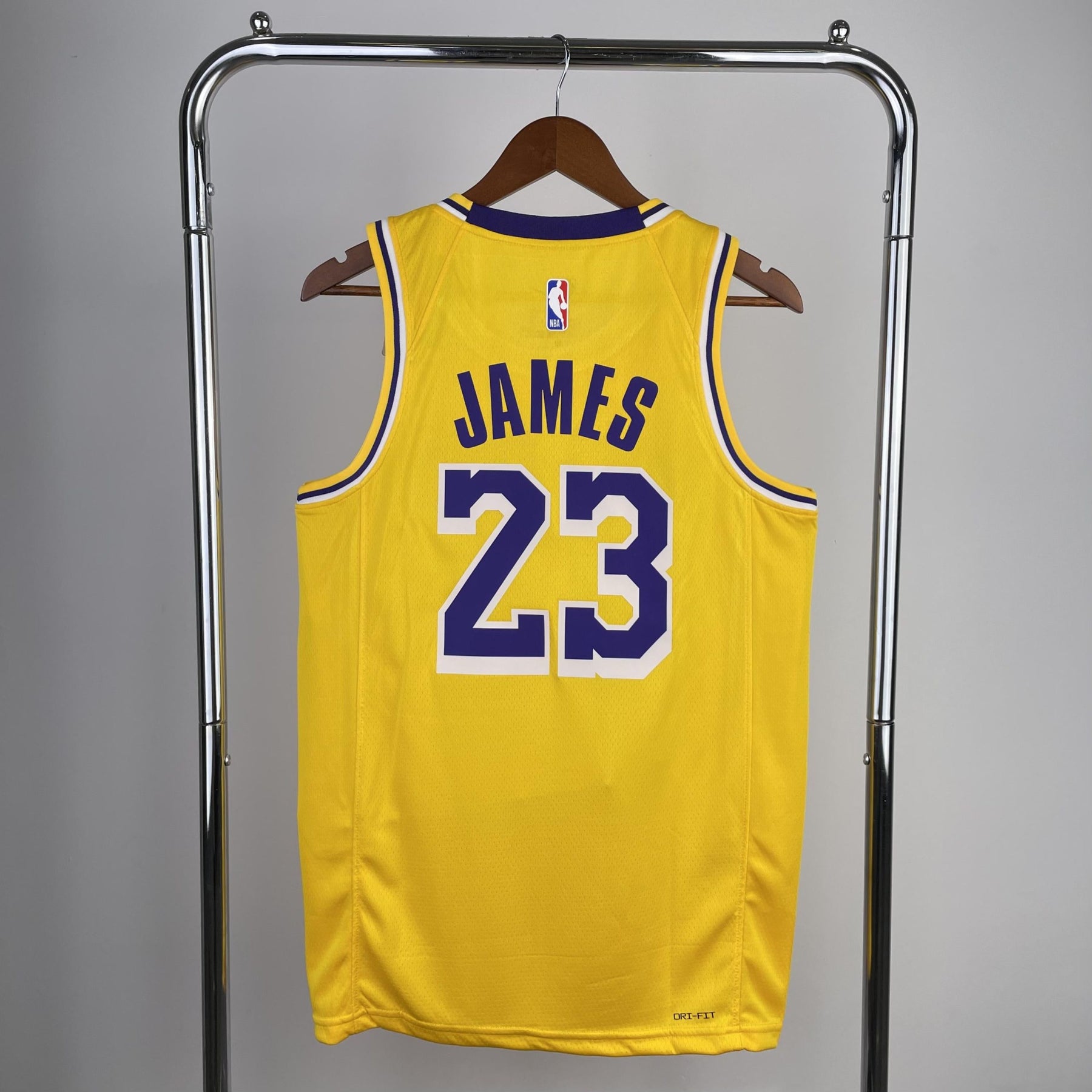 Regata Nike – Los Angeles Lakers Icon Edition 2022 #james – Swingman