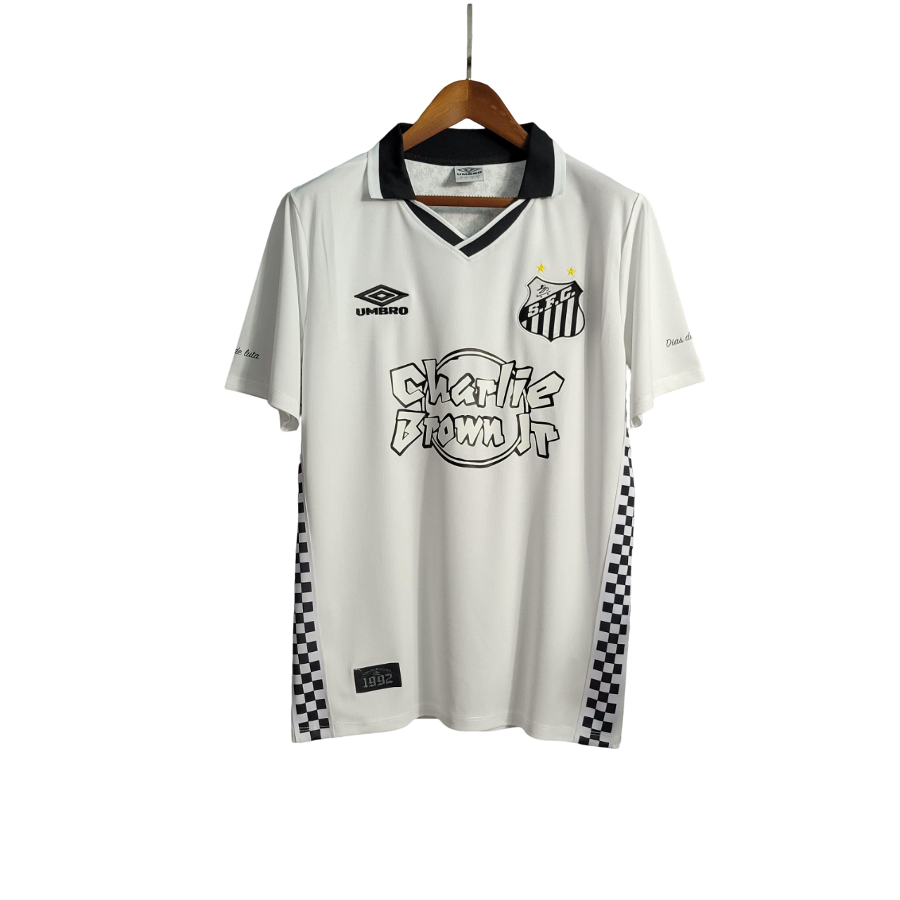 Camisa Santos Edição Especial 22/23 Umbro Torcedor Masculino - Branco e Preto