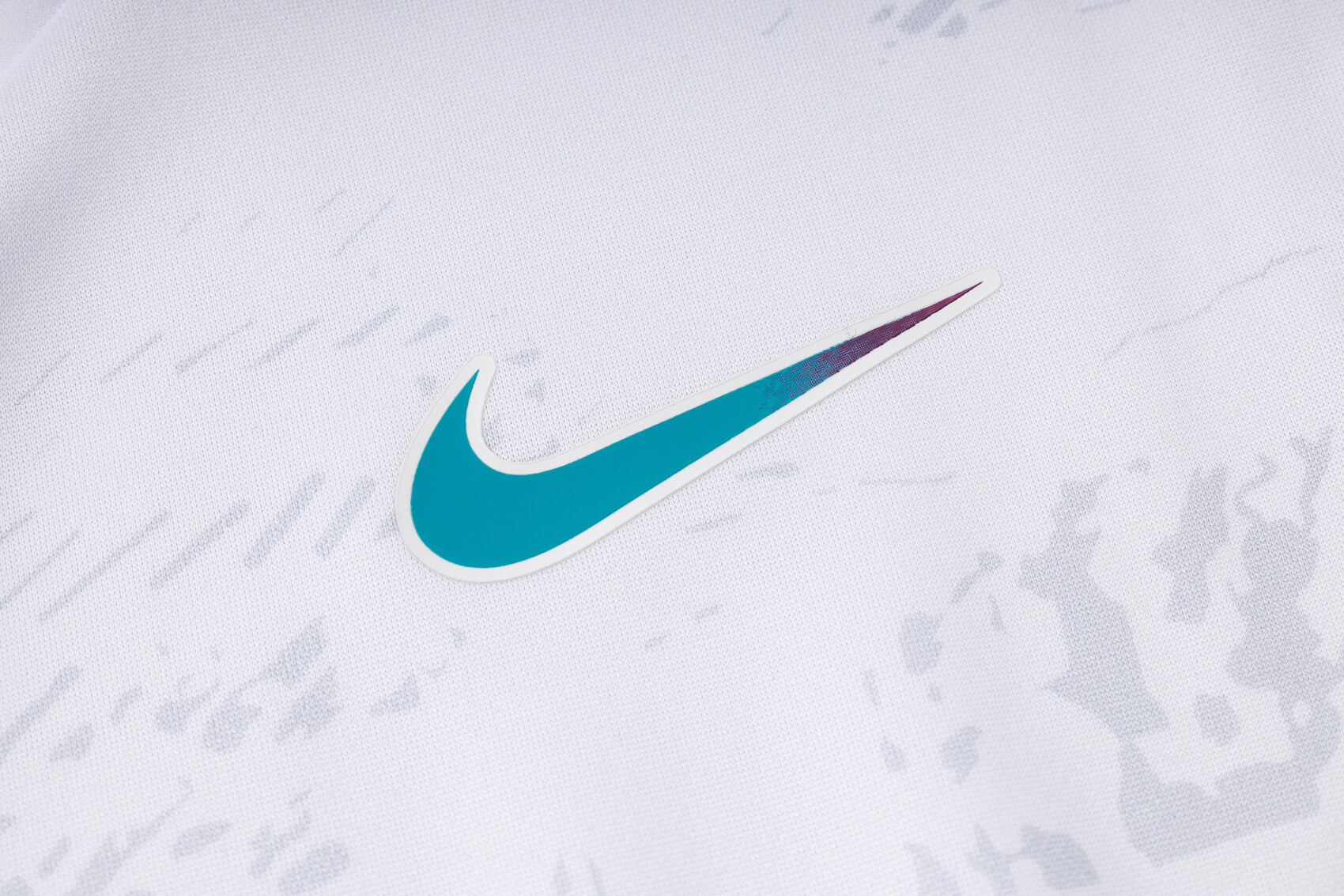 Conjunto de Treino Al-Nassr 24/25 – CR7 – Branco