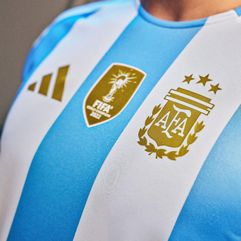 Camisa Argentina Titular 24/25 – Adidas Torcedor Masculina Patch Campeão