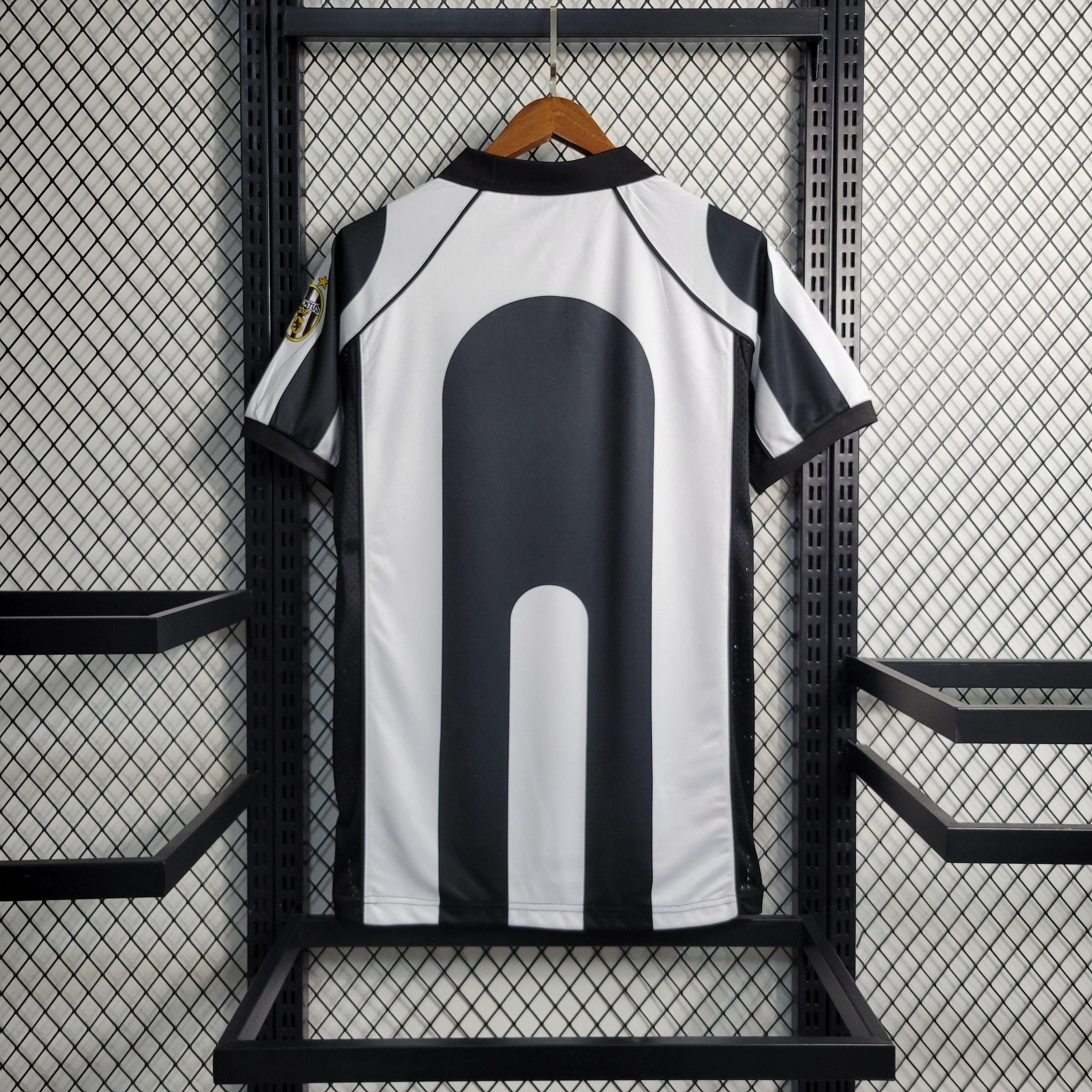 Camisa Juventus Home (1) 1997/98 - Retrô Masculina