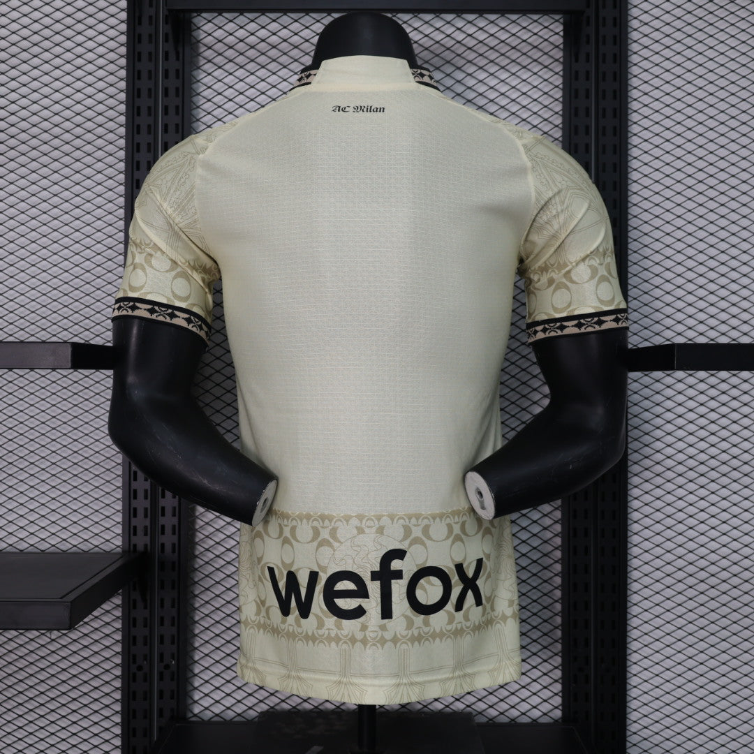 Camisa AC Milan Fourth 2024/25 - Jogador Masculino com Patch - Off White
