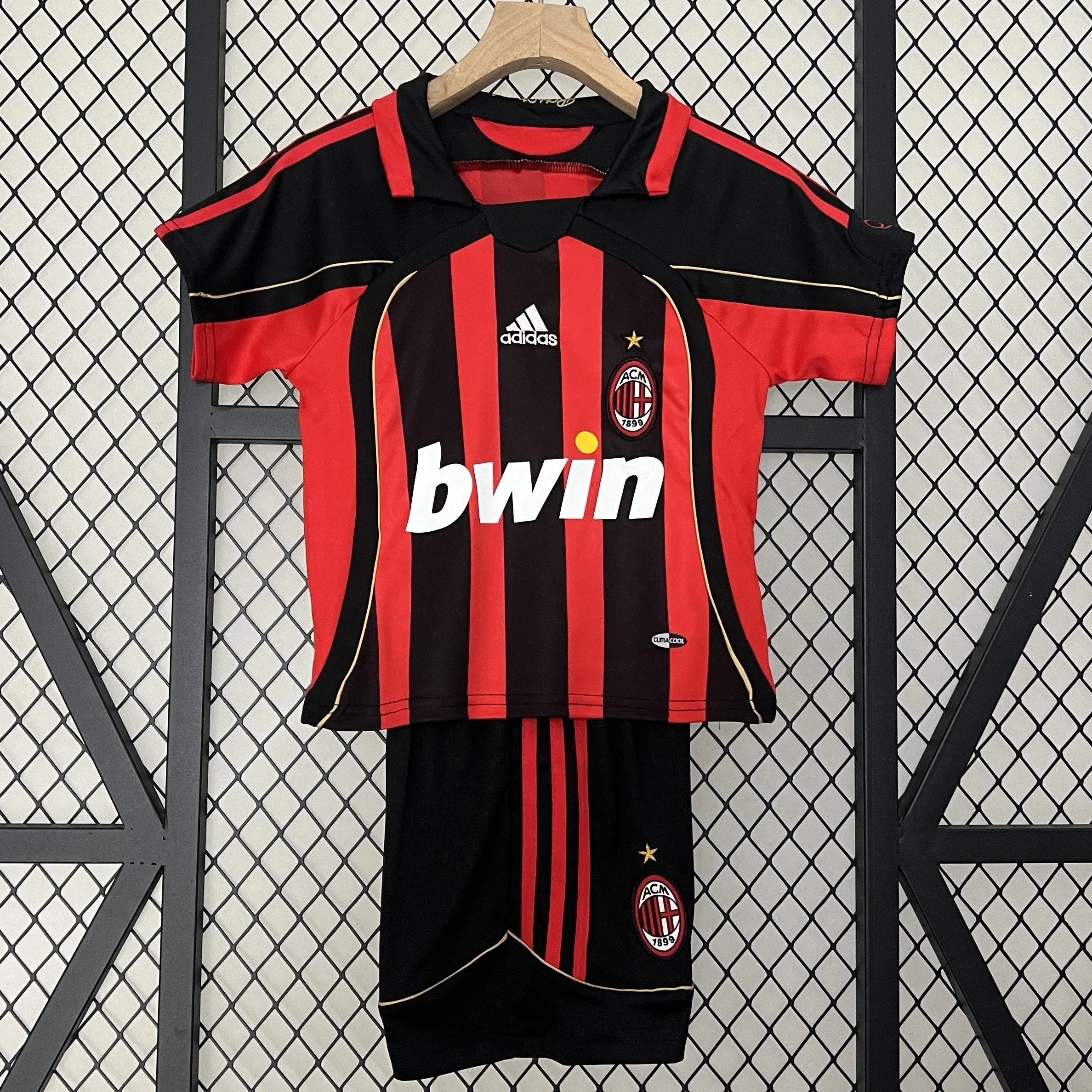 Kit Infantil Milan 2008/09 – Retrô