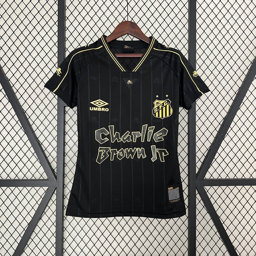 Camisa Santos Charlie Brown Jr Edição Especial 24/25 Umbro Torcedor Feminino - Preto