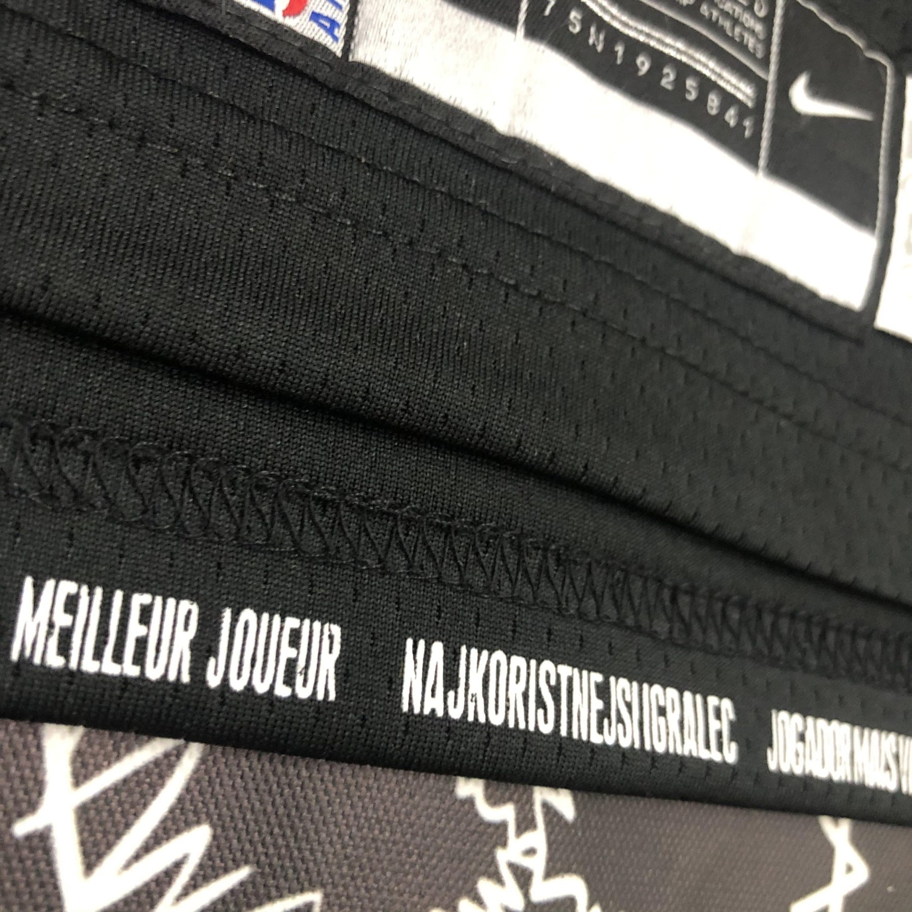 Regata Nike – Los Angeles Lakers SELECT SERIES MVP 2021 – Swingman