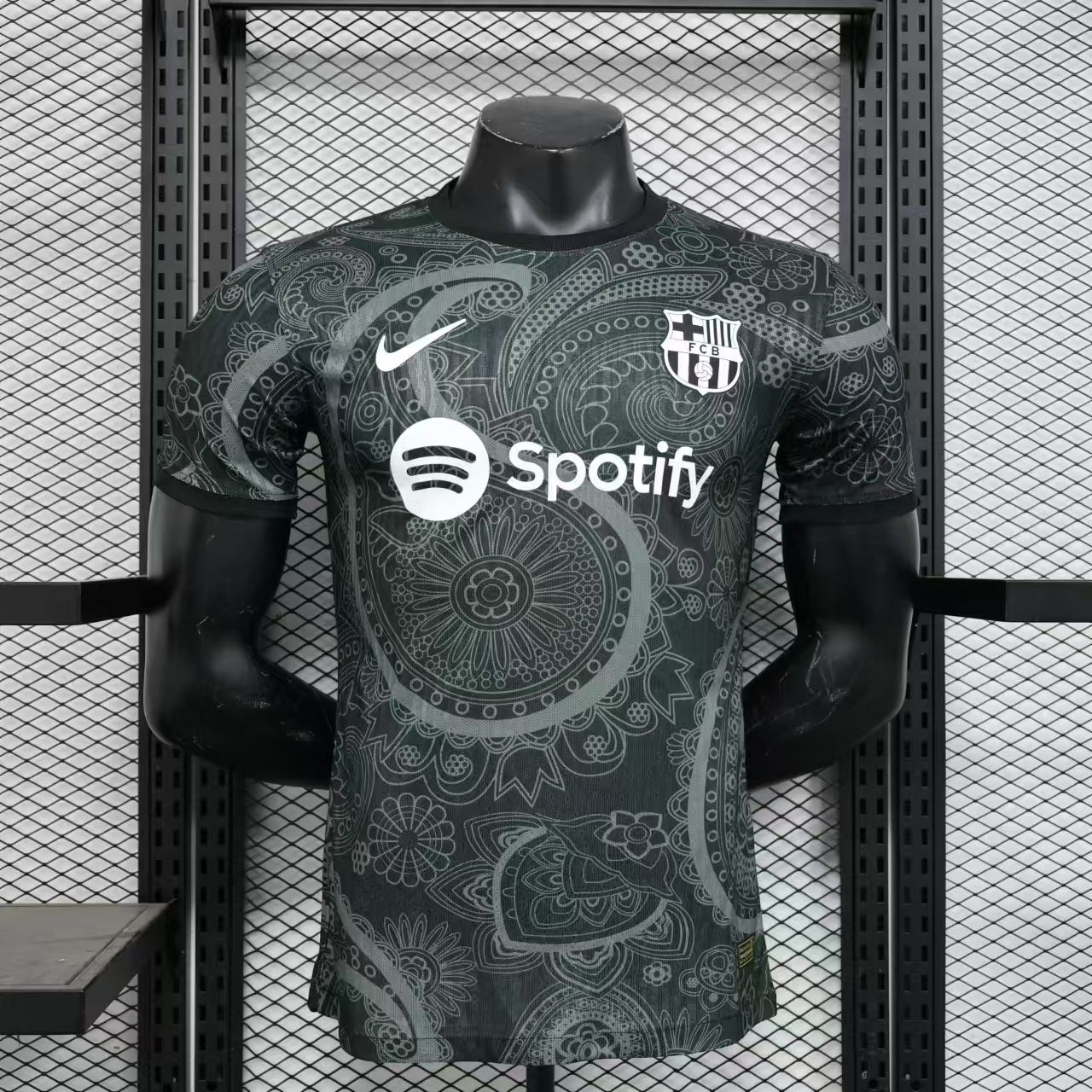 Camisa Barcelona Edição Especial 2024/25 Jogador Masculino com Patch - Preta e Branca