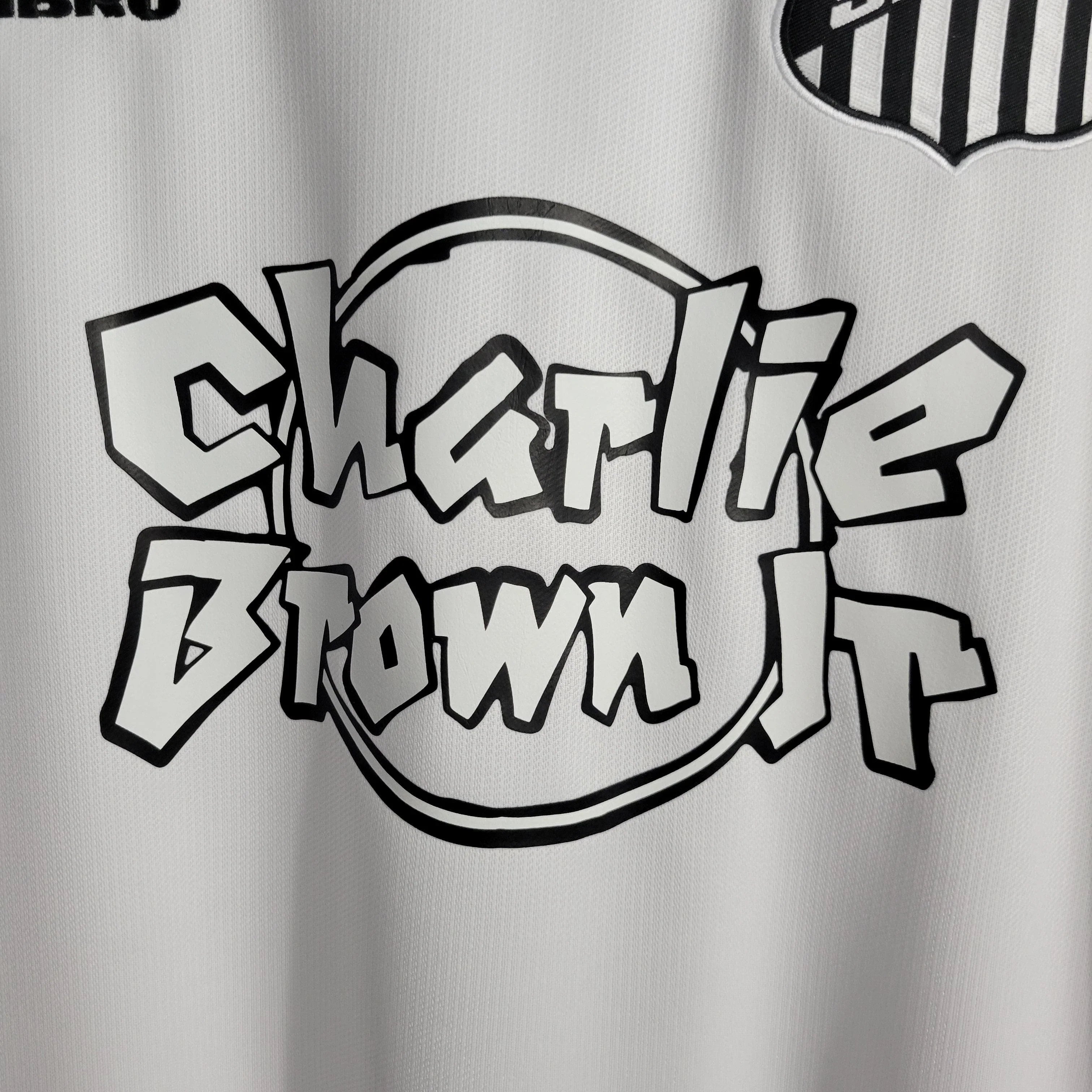 Camisa Santos Edição Especial 22/23 Umbro Torcedor Masculino - Branco e Preto