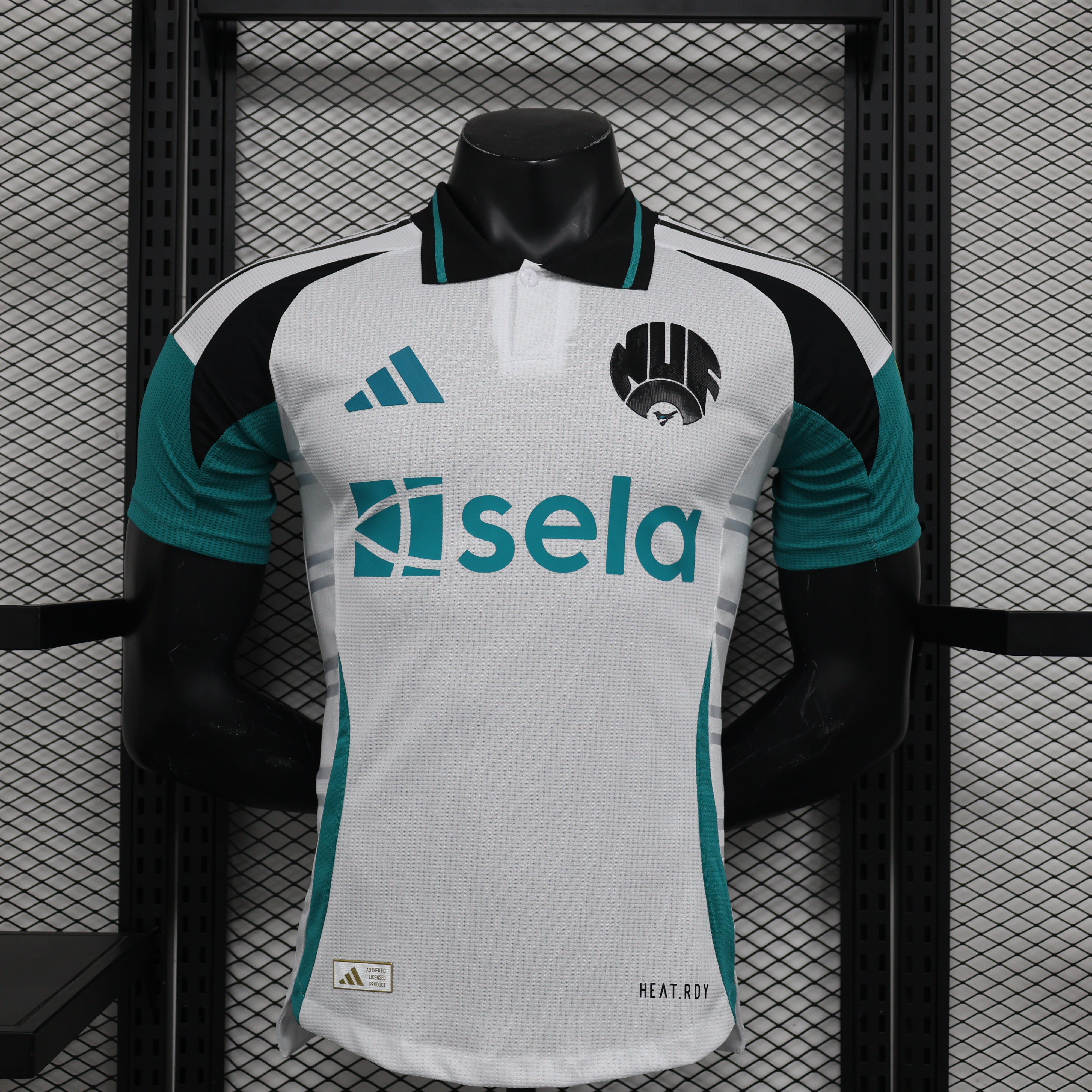 Camisa Newcastle Third 2024/25 Jogador Adidas Masculino com Patch- Branca e Azul