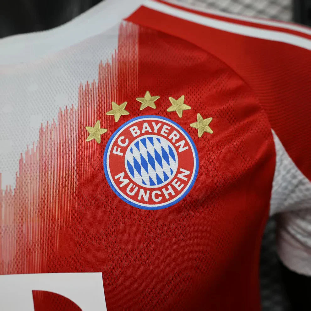 Camisa Bayern de Munich I 25/26 Jogador Masculino com Patch - Branco e Vermelho