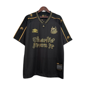 Camisa Santos Charlie Brown Jr Edição Especial 24/25 Umbro Torcedor Masculino - Preto