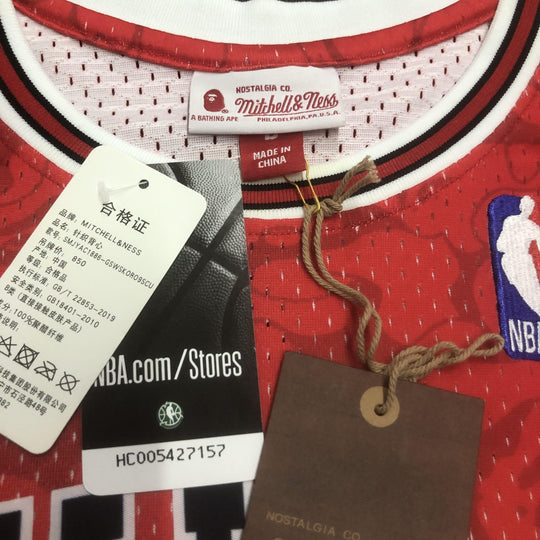 Regata Mitchell & Ness x BAPE – Chicago Bulls