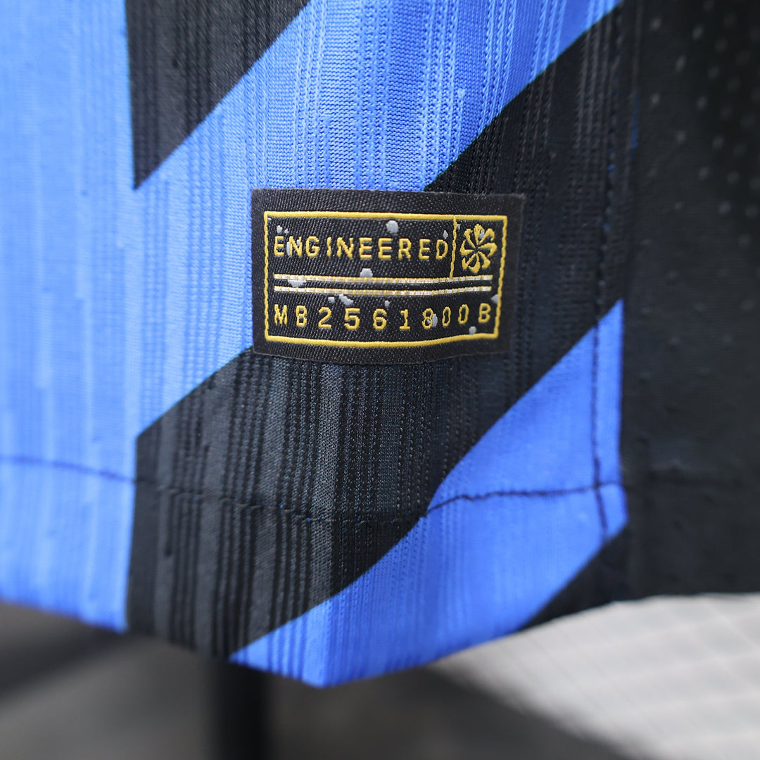 Camisa Inter de Milão Home 2024/25 - Jogador Masculino com Patch - Azul, Preta e Dourada