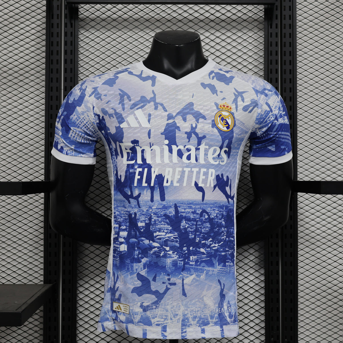 Camisa Real Madrid Edição Especial 2024/25 Jogador Masculino com Patch - Azul e Branca
