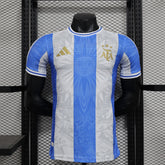 Camisa Seleção Argentina Edição Especial 2024/25 Jogador Adidas Masculino com Patch- Azul, Branca e Dourada