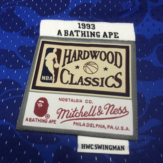 Regata Mitchell & Ness x BAPE – Brooklyn Nets Azul