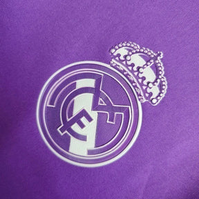 Camisa Retrô Manga Longa Real Madrid Away 16/17 – RONALDO 7 – Masculina Roxa