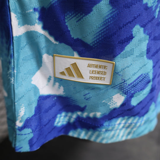 Camisa Real Madrid Edição Especial 2024/25 Jogador Adidas Masculino com Patch - Azul e Branca
