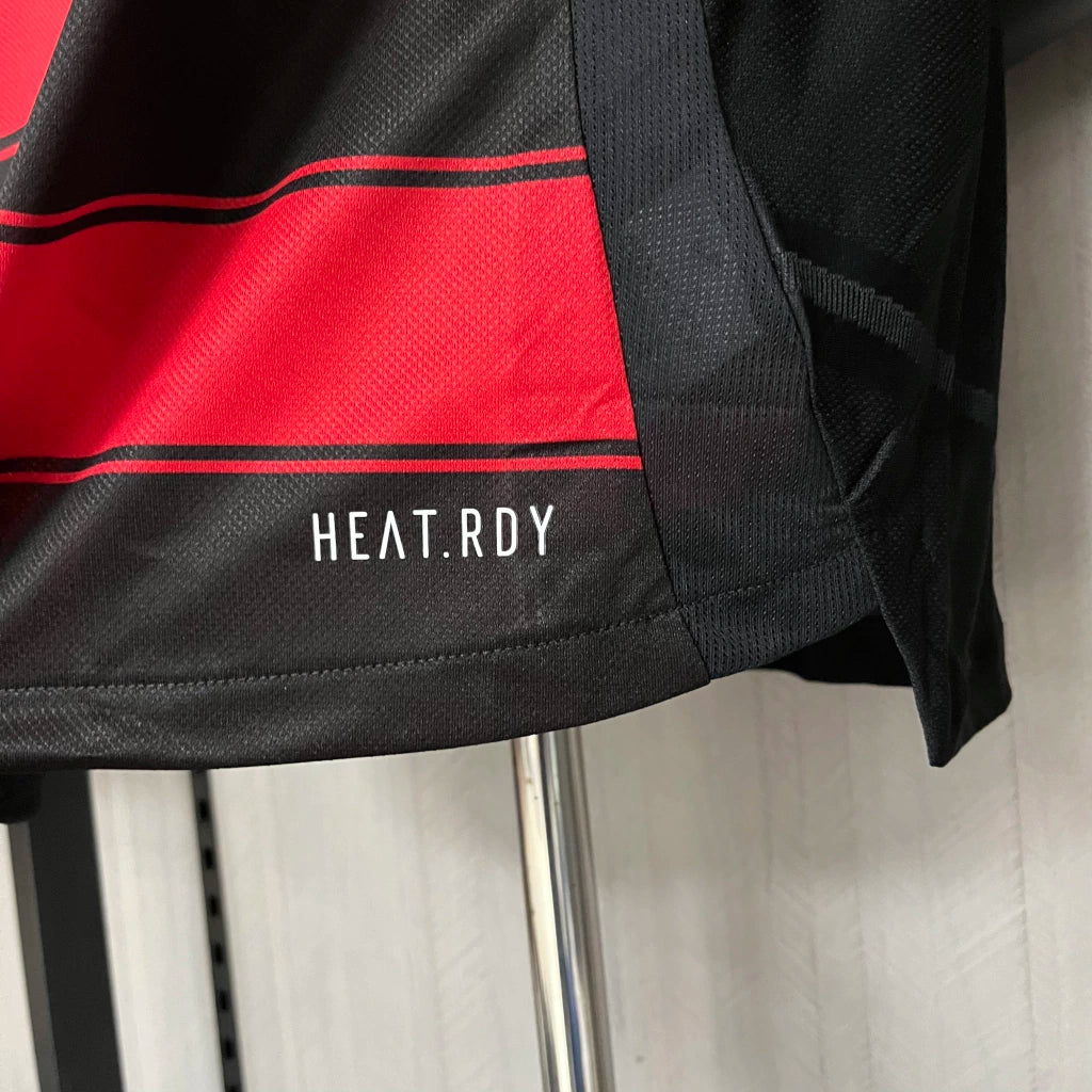 Camisa Flamengo Home Authentic Versão Jogador 2025/26 Vermelho e Preto – Masculina