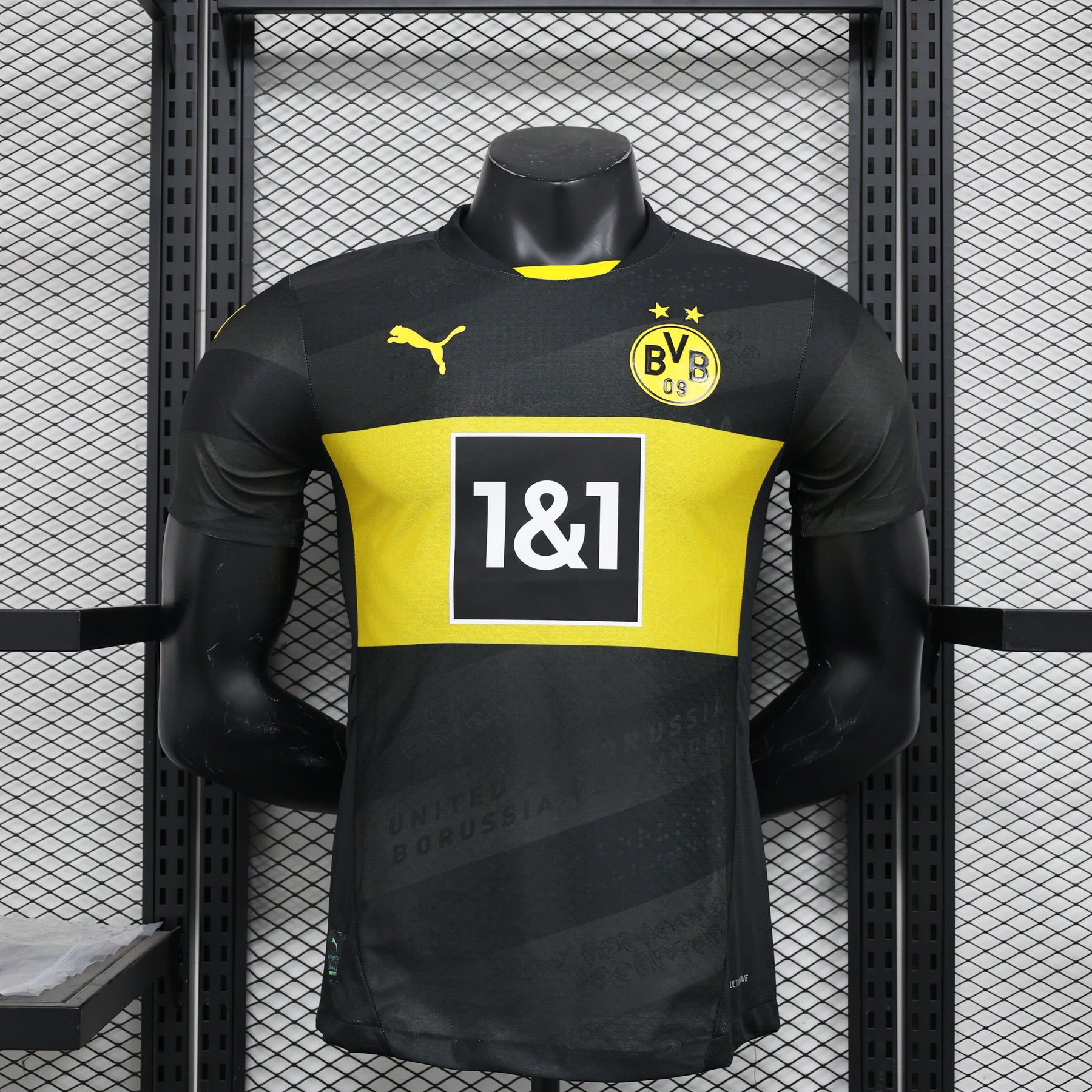 Camisa Borussia Dortmund Away 2024/25 Jogador Puma Masculino com Patch - Preta e Amarela