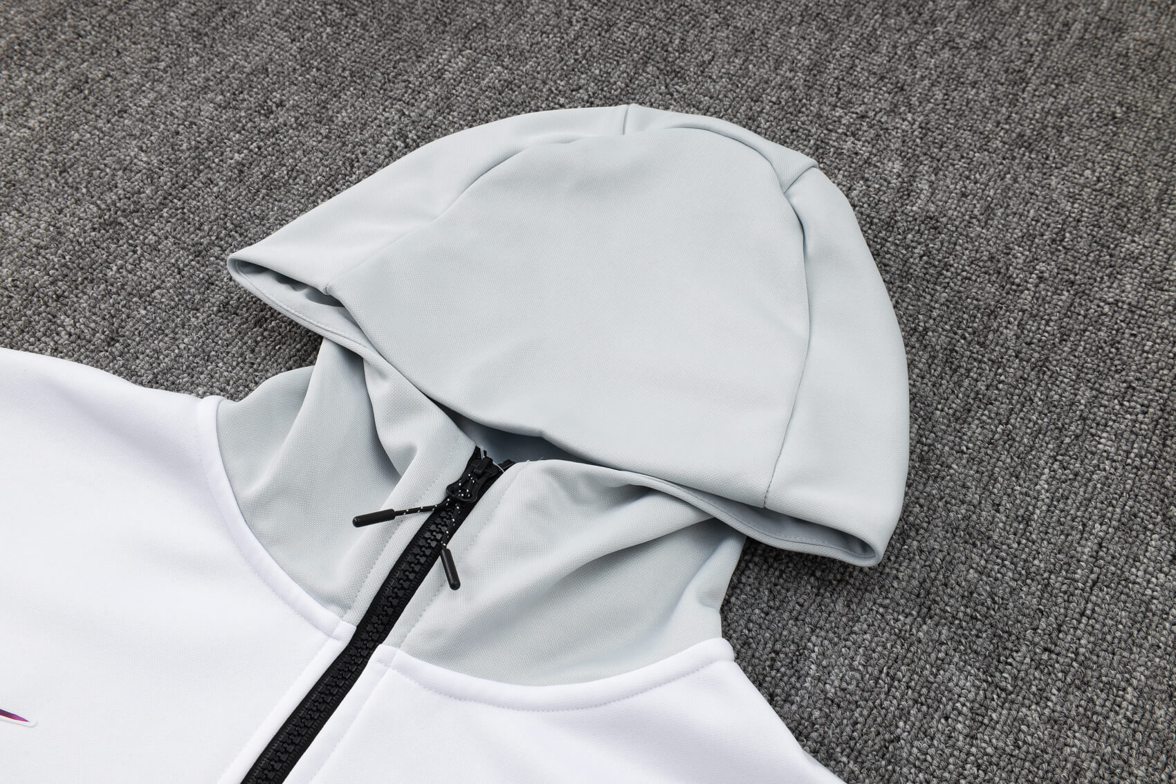 Conjunto Al-Hilal Sportswear Tech Fleece – Agasalho e Calça – Branco – CR7