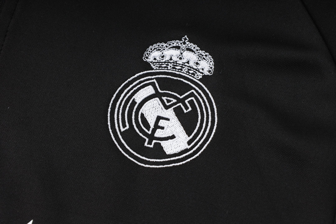 Conjunto de Treino Real Madrid 24/25 – Preto