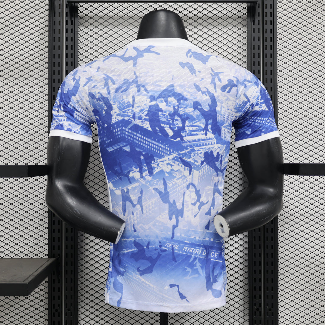 Camisa Real Madrid Edição Especial 2024/25 Jogador Masculino com Patch - Azul e Branca