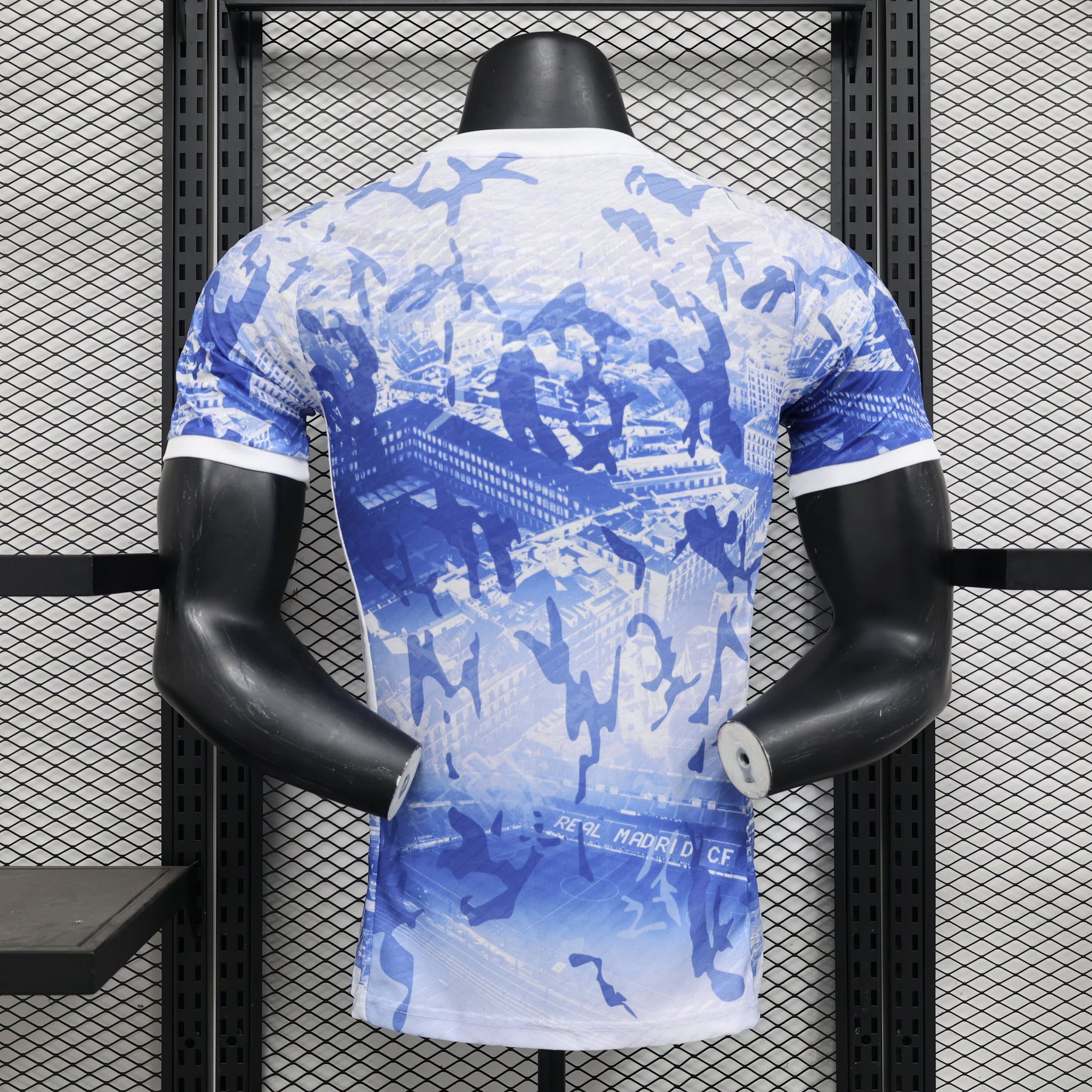 Camisa Real Madrid Edição Especial 2024/25 Jogador Masculino com Patch - Azul e Branca