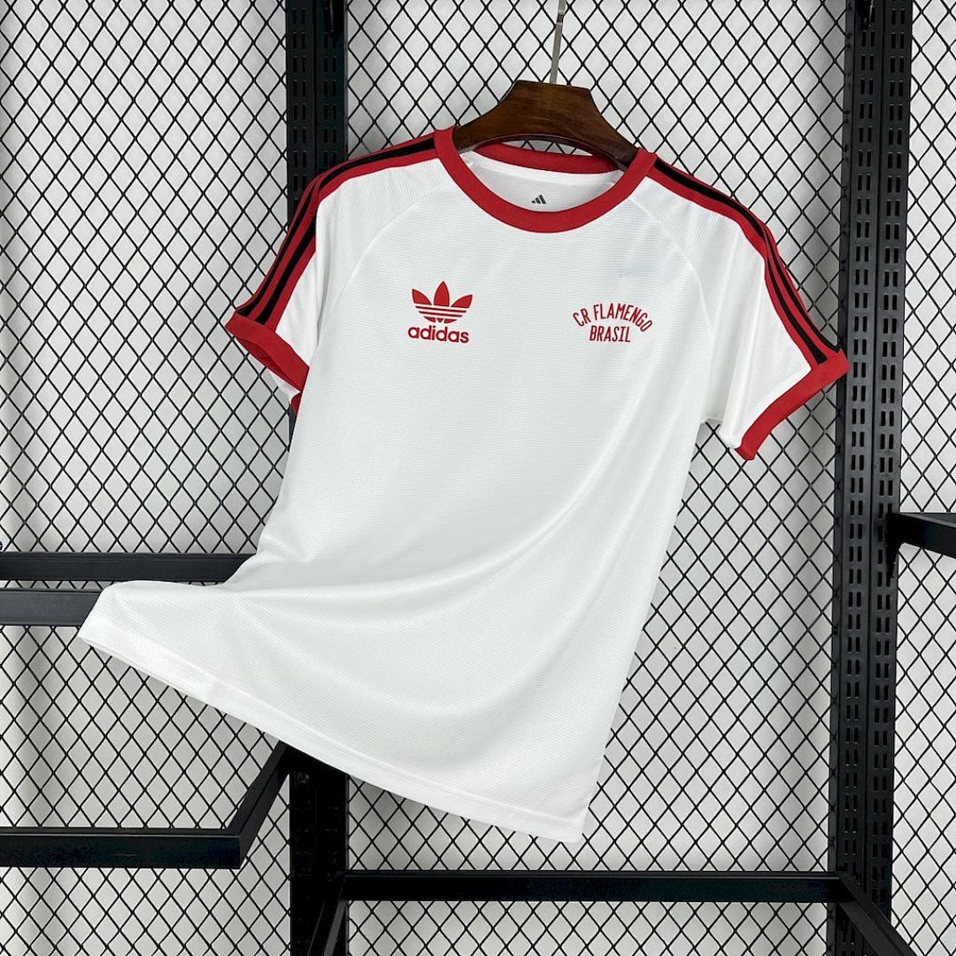 Flamengo 1981 Away Retro
