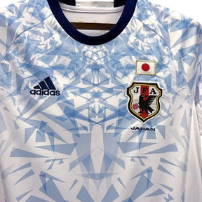 Camisa Japão Retrô Anime Dragon Ball – 16/17 – Torcedor Masculino – Branco com detalhes em Azul