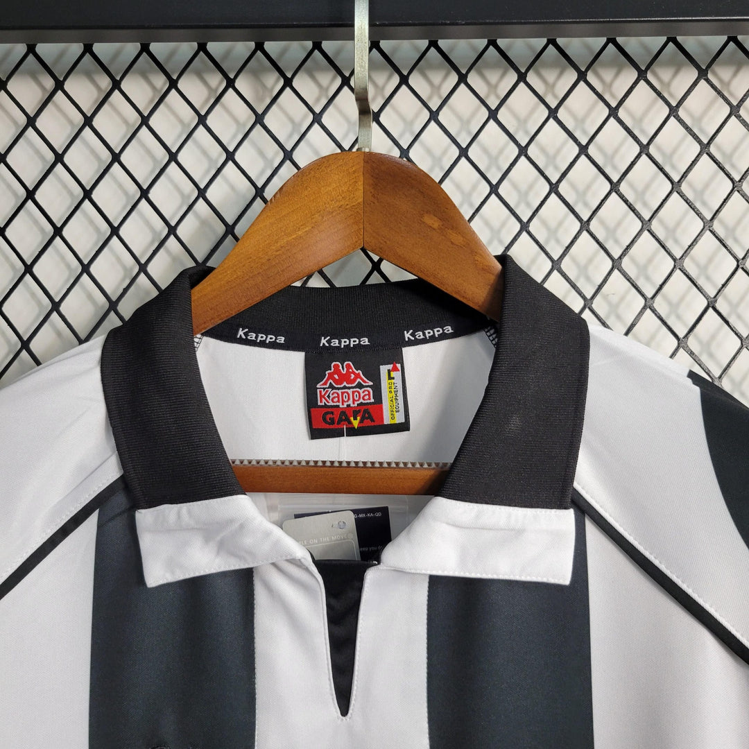 Camisa Juventus Home (1) 1997/98 - Retrô Masculina