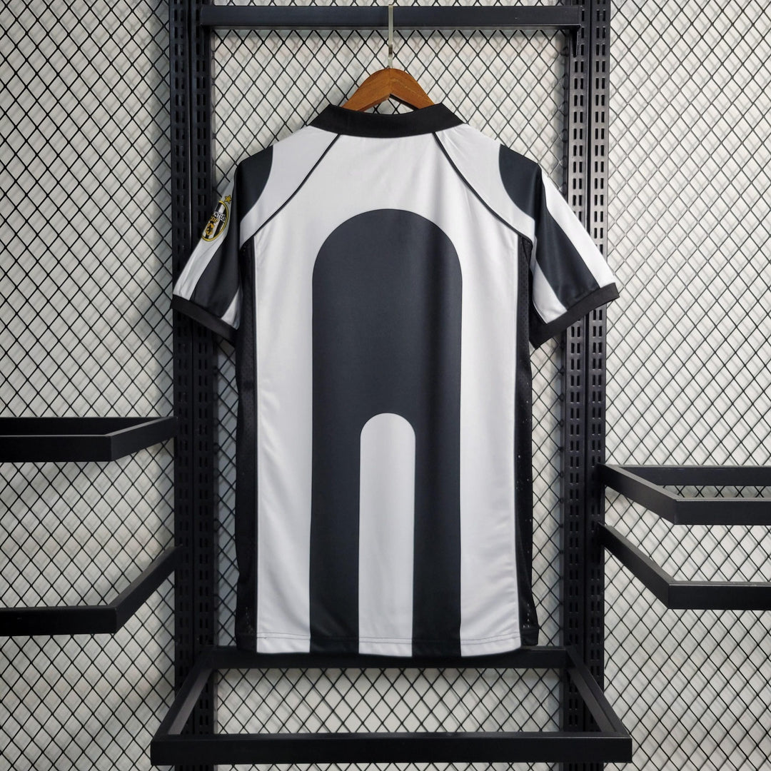 Camisa Juventus Home (1) 1997/98 - Retrô Masculina