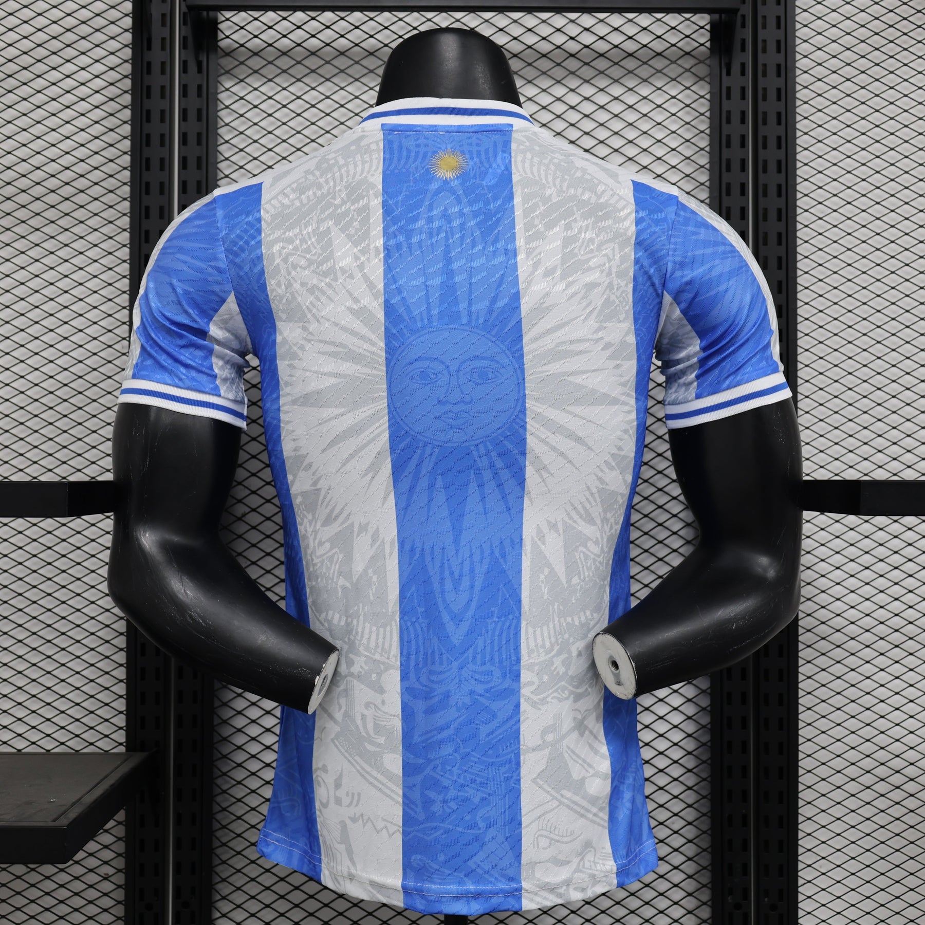 Camisa Seleção Argentina Edição Especial 2024/25 Jogador Adidas Masculino com Patch- Azul, Branca e Dourada