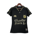 Camisa Santos Charlie Brown Jr Edição Especial 24/25 Umbro Torcedor Feminino - Preto