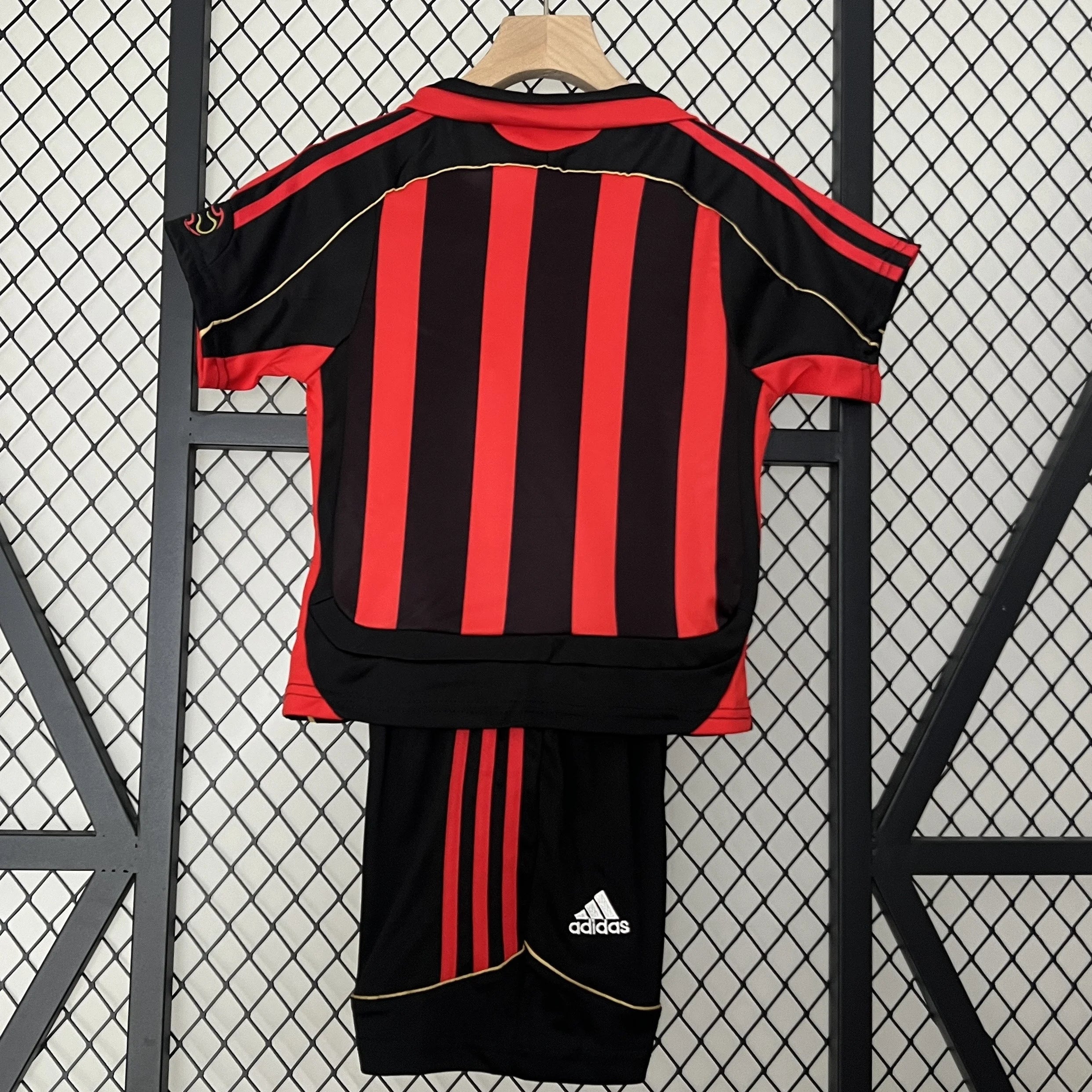 Kit Infantil Milan 2008/09 – Retrô