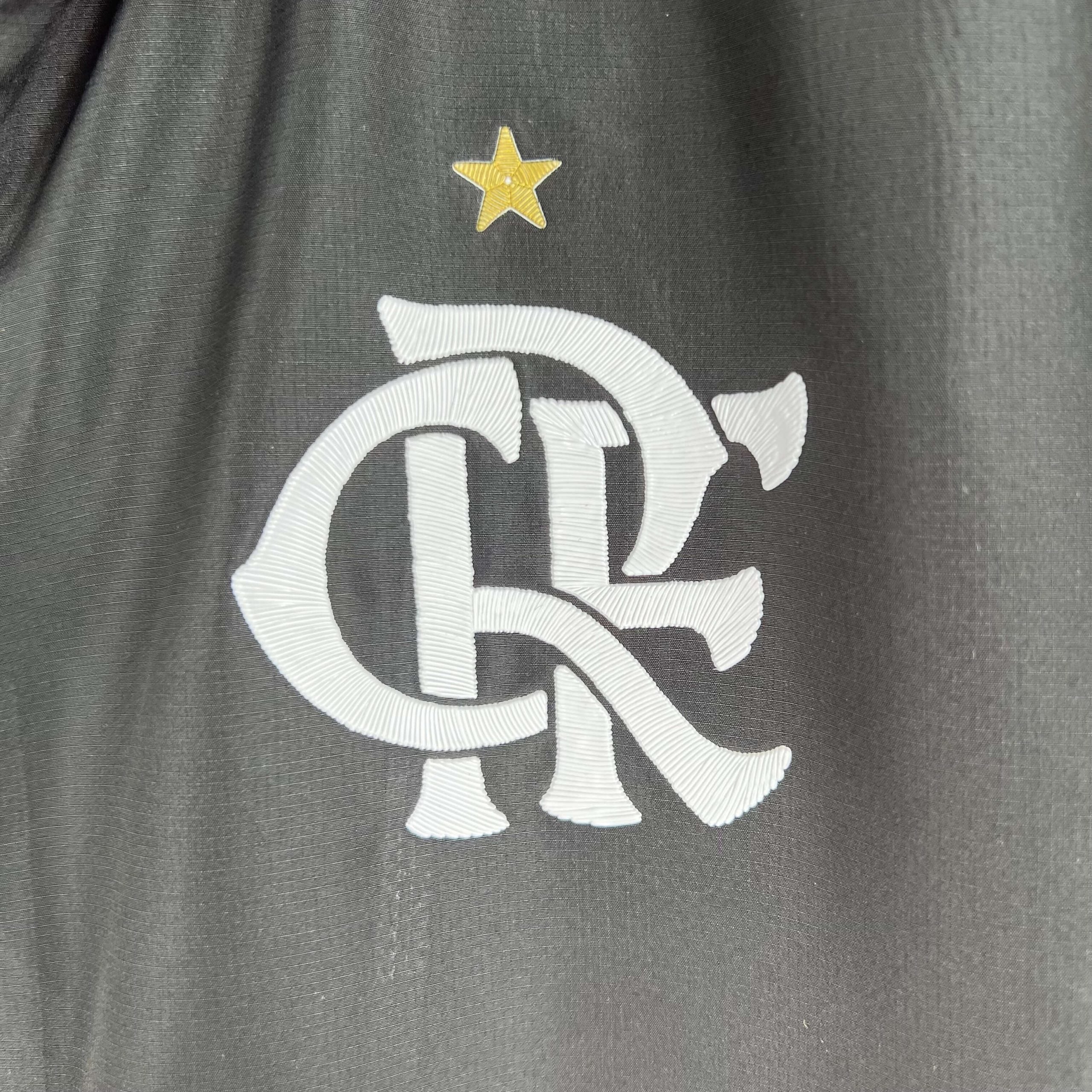 Corta Vento Flamengo 24/25 – Vermelho e Preto