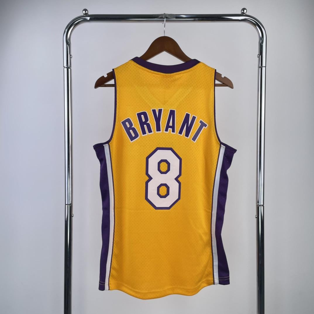 Regata Mitchell & Ness Los Angeles Lakers 1999-00 Dourada