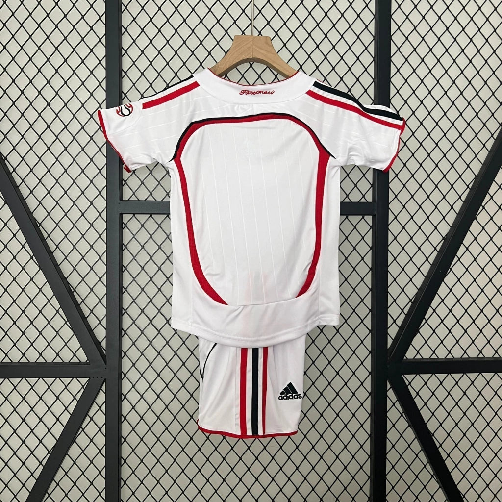 Kit Infantil Milan 2008/09 – Retrô